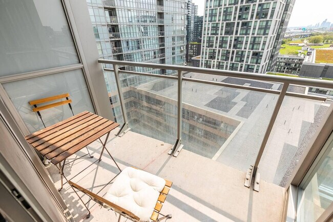 Photo - 90 Fort York Blvd Unit ID1037091P