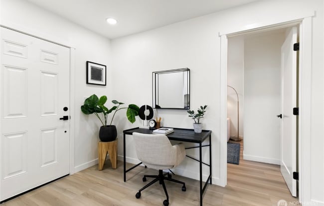 Photo - 11 SW 100th St