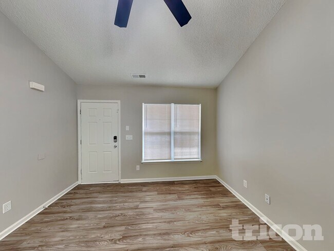 Photo - 3052 Westwinds Ct