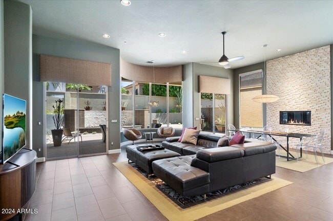 Photo - 8228 E Mohawk Ln