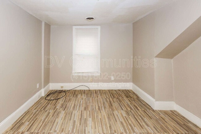 Photo - 3926 Woodbridge Ave Unit 4