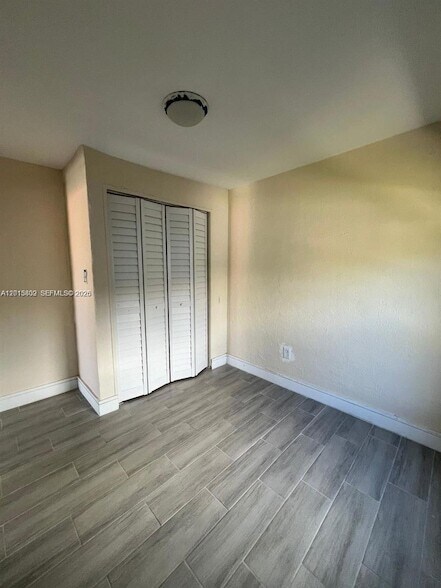 613 NW 15th Ave Unit 1