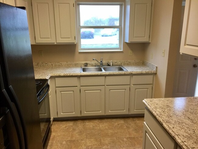 Photo - Condo in Shelbyville! Unidad 113 Ada