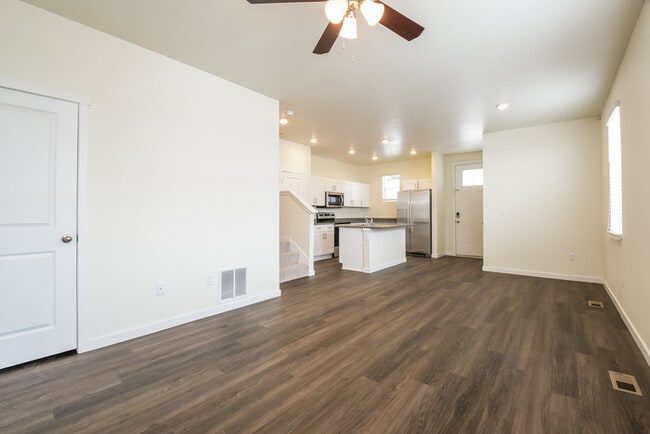 Photo - 13560 Oneida Ln