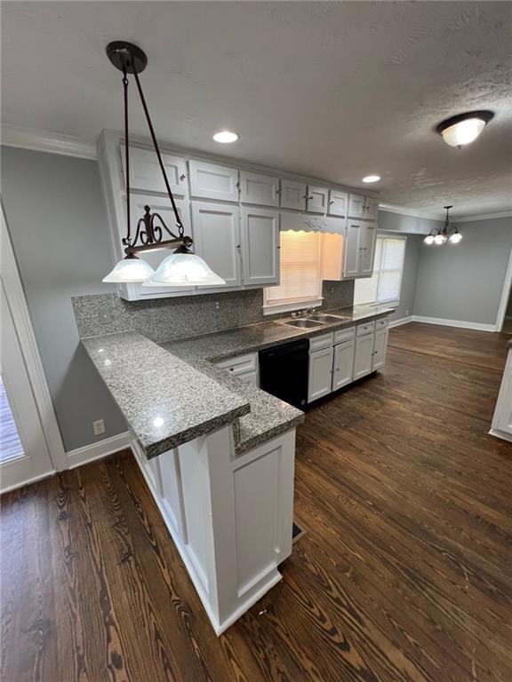 Photo - 548 Los Alamos Pl