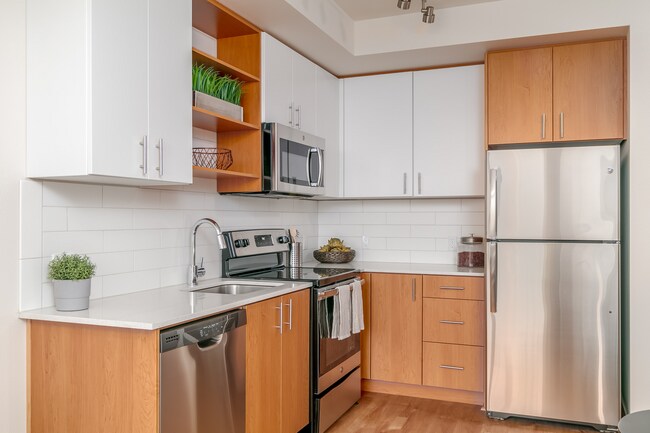 Yukon Flats, Studio - Kitchen 2.jpg - Yukon Flats