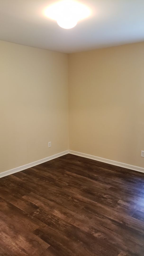 134 W Oak Ave