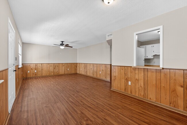 Sala de estar - 1426 Mountain Ranch Rd