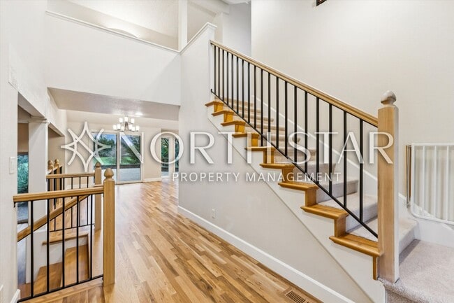 Photo - Escape to the Country, Spacious Contemporary in Wilsonville with Shop