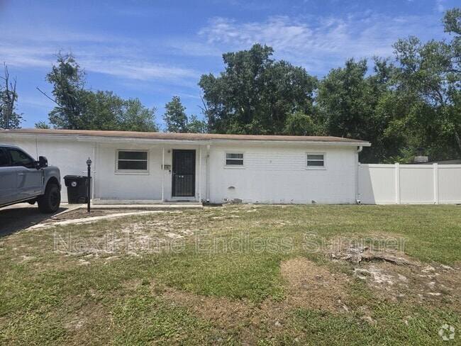 Building Photo - 329 Parkwood Dr Rental