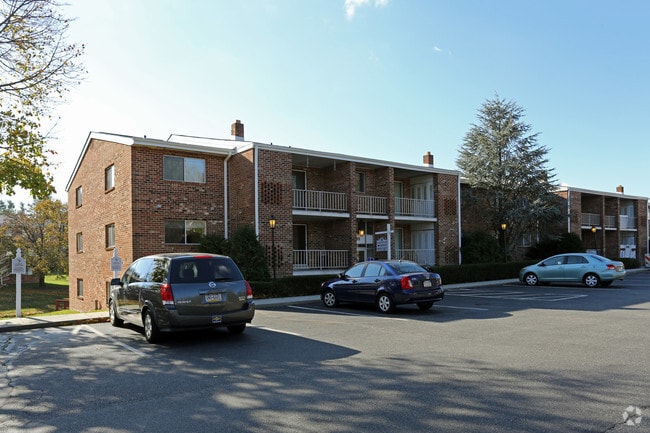 Eagle Stream Apartments