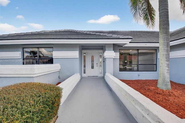 Photo - 6043 Sunberry Cir