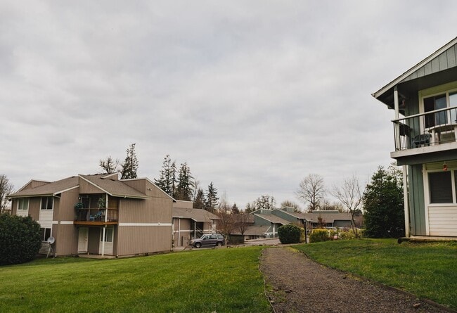 Photo - MeadowBrook Apartments