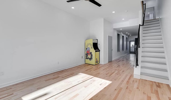 Building Photo - Temple Student Housing Single Family