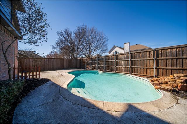 Photo - 139 Woodcreek Dr