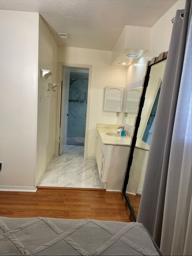Photo - 1323 River Rock Dr