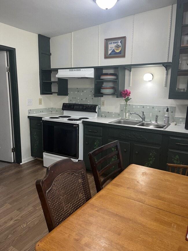 Photo - 14 Bowman St