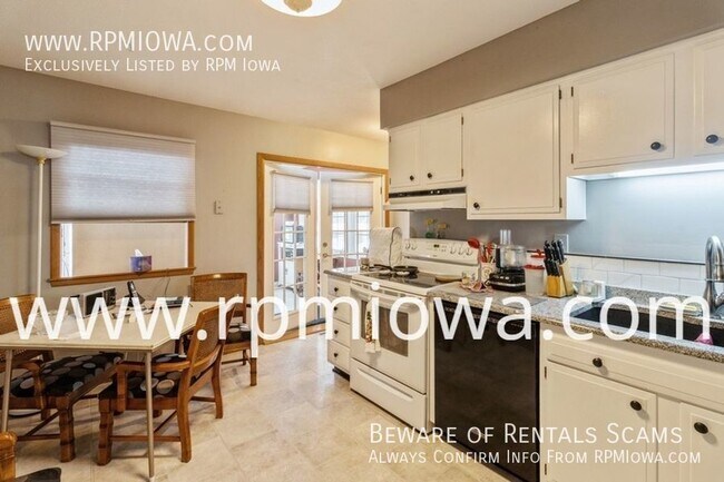 Photo - URBANDALE DUPLEX!