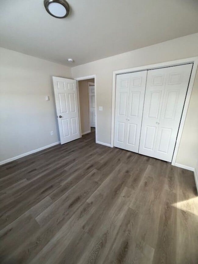 Photo - 8339/8341 3rd St