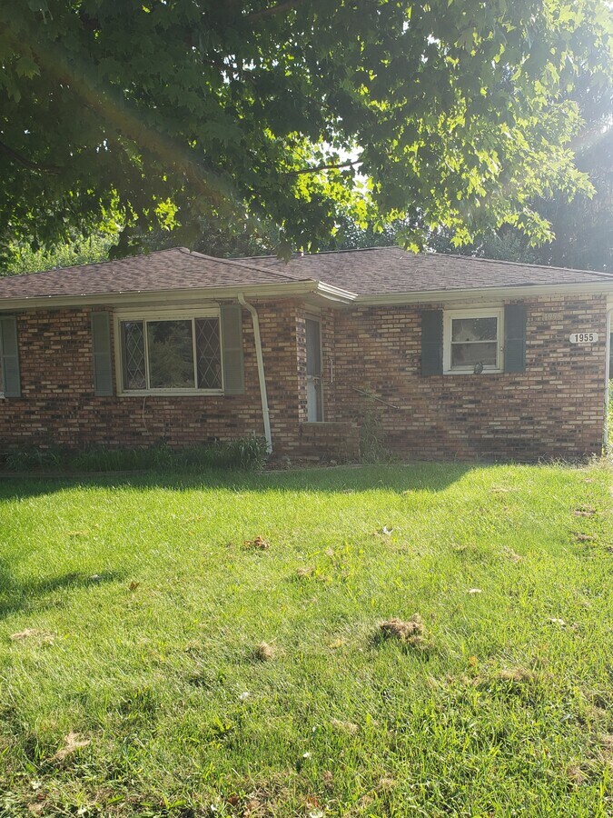 1955 Apple St, Portage, IN - 1955 Apple St Townhome