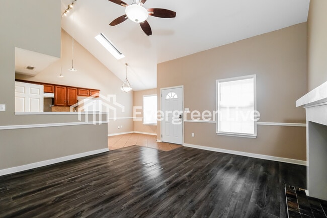 Photo - 10 Brandy Ct