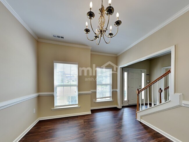 Photo - 405 Bedstraw Ct