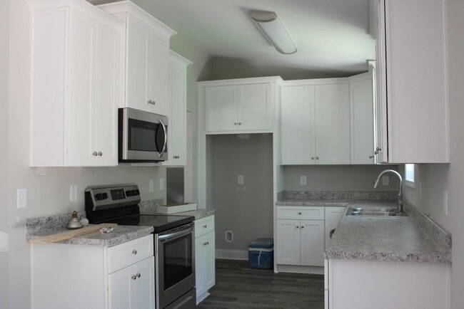 Photo - 183 Lakeview Terrace