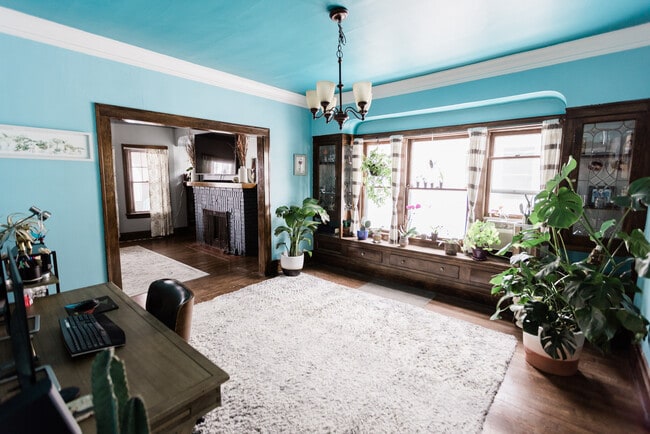 Photo - 2196 Bunts Rd