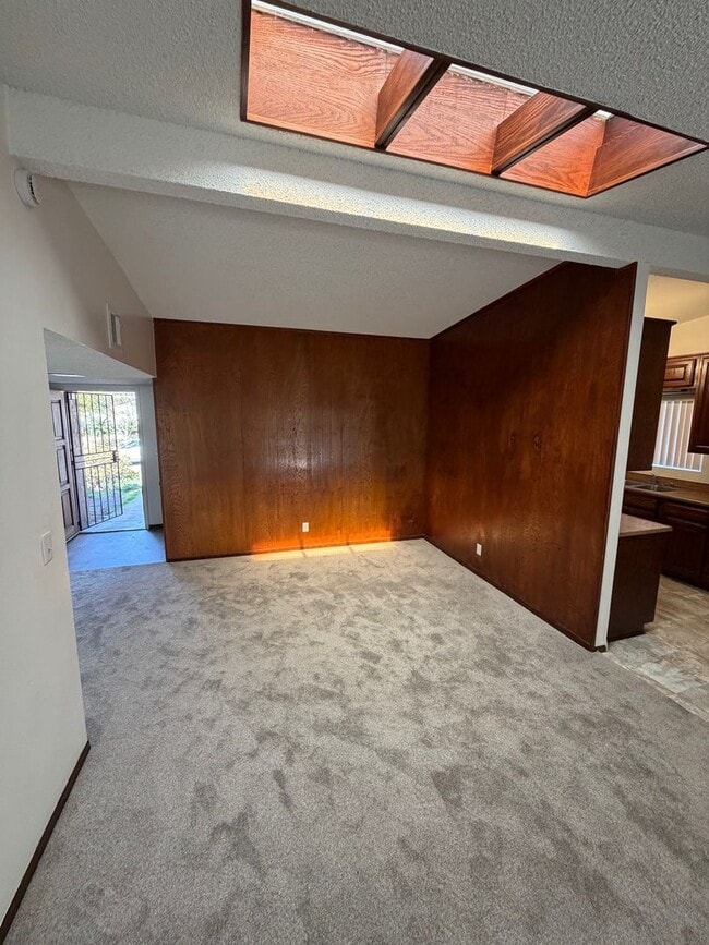 Building Photo - 3BR/2BA House in Rolando Village with 2 car garage, new paint and new carpet & flooring, Availabl...