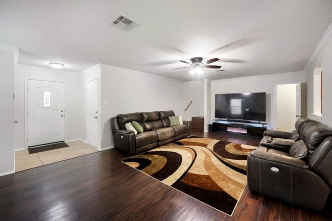 Photo - 12420 Tay Terrace