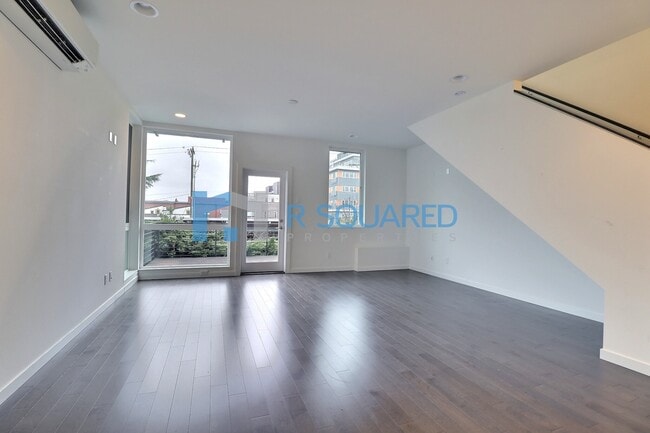 Photo - 4447 41st Ave SW