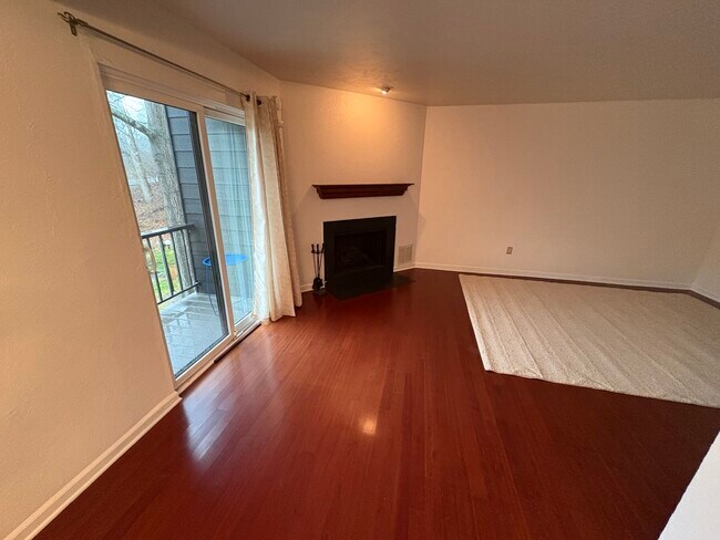 Photo - 109 Painters Xing Unit 109