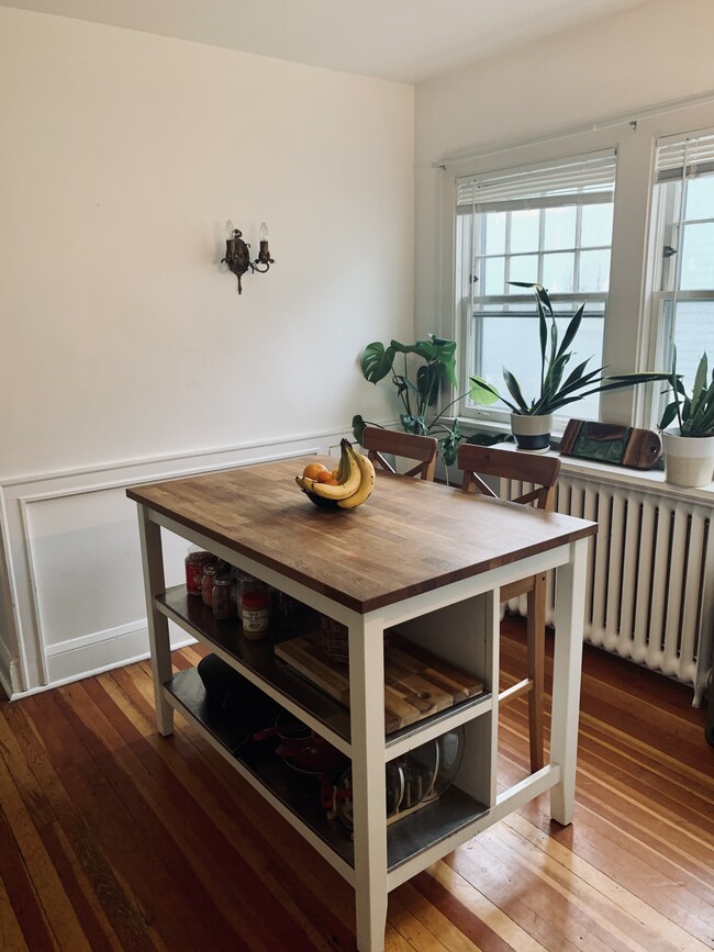 Photo - 3124 W 44th St