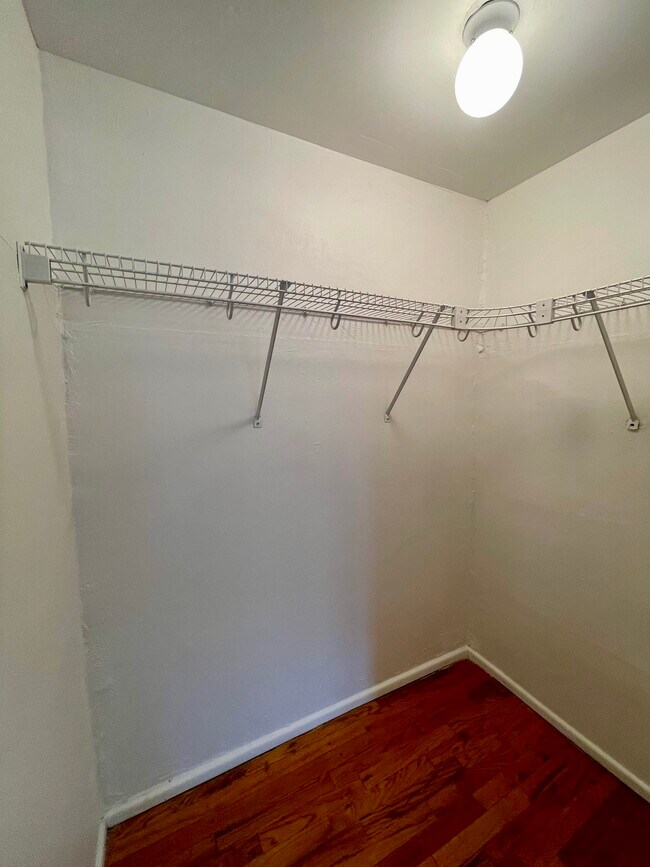 4415 Pershing Ave.