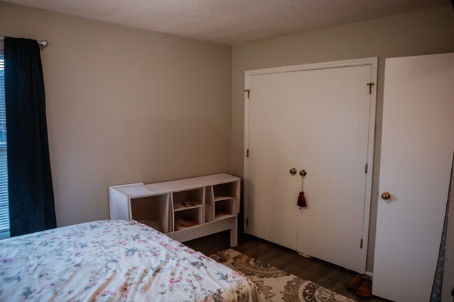 Photo - 199 Kristin Dr Unit A Side