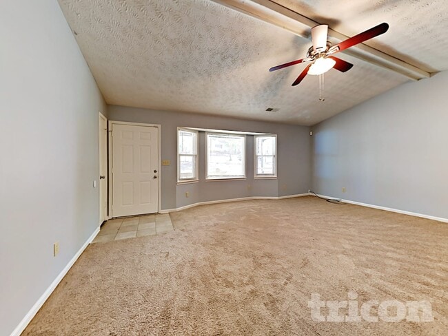 Photo - 1731 Hidden Acres Dr SW