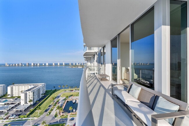 Photo - 220 Lake Shore Dr Unit Penthouse 2321