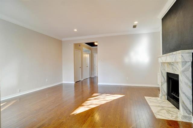 Photo - 5727 Pershing Ave