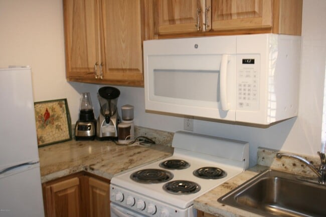 Building Photo - 2386 Tolani Trail