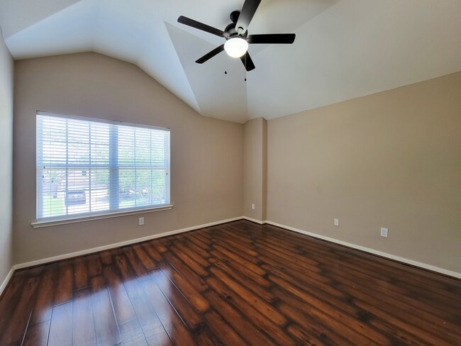 Photo - 20931 Flower Croft Ct