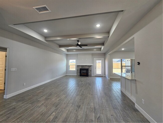 Photo - 224 S Maroon Ave