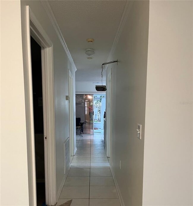 Photo - 3021 W Tampa Bay Blvd