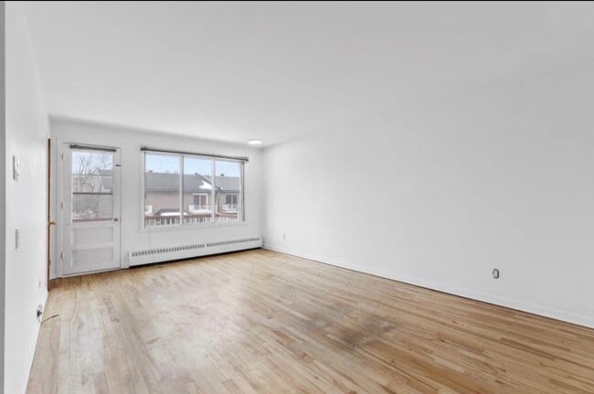 Photo - 9559 Av Millen