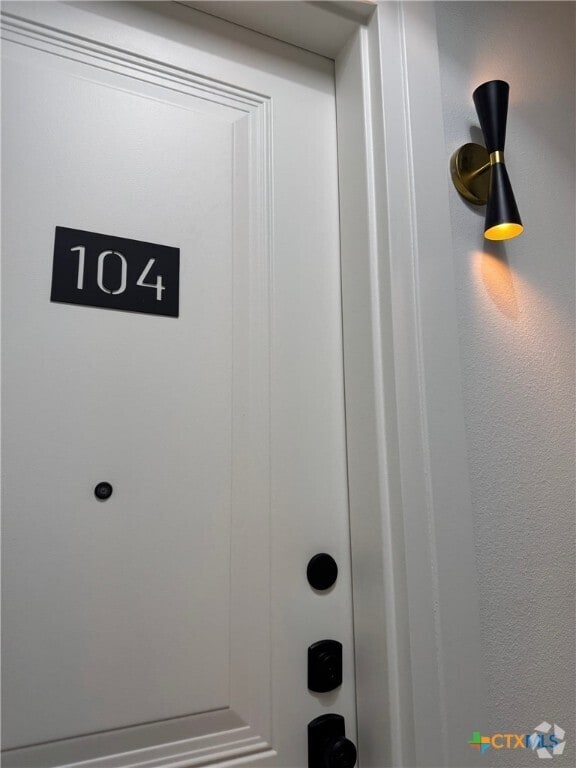 Building Photo - 11 S Main St Unit 104 Rental