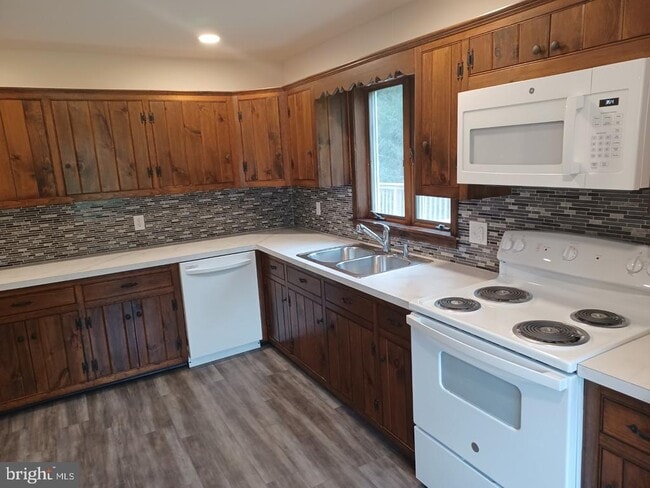 Photo - 1525 Yardley Newtown Rd