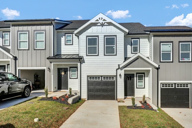 Townhouse Row at Greystone