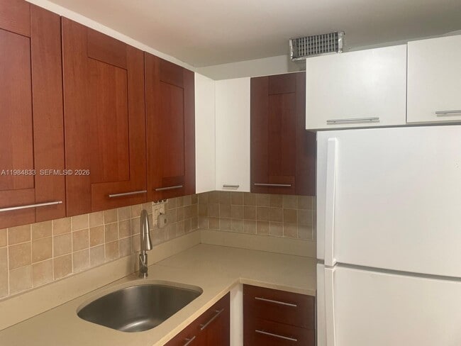 Photo - 3522 NE 171 St Unit 206