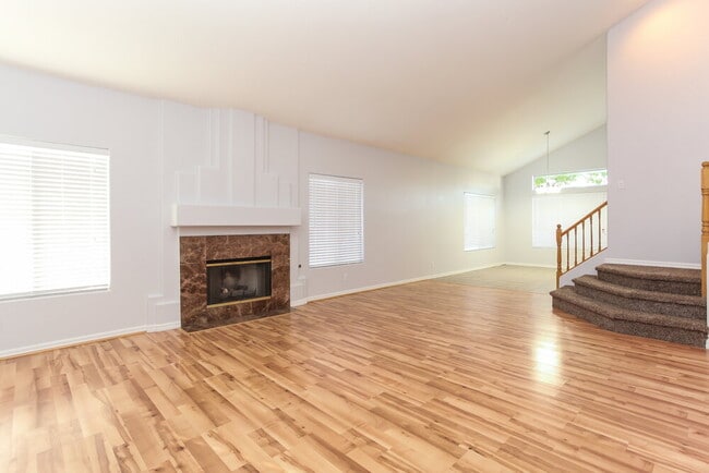 Photo - 7712 Sparrowgate Ave