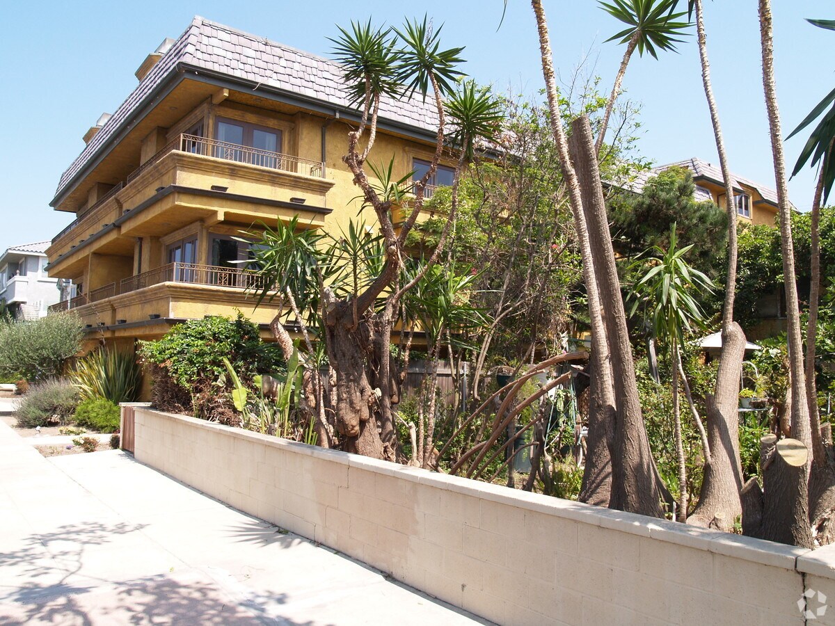 Photo - 311 Ocean Ave