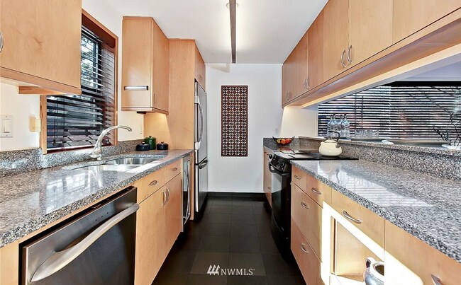 Photo - Capitol Hill 2-bedroom Condo